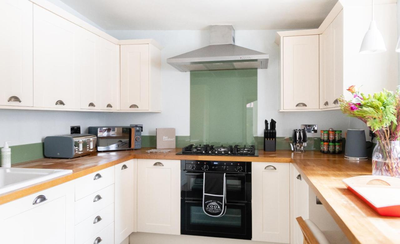 The Euston Square Escape - Modern And Central 4Bdr Home Londyn Zewnętrze zdjęcie